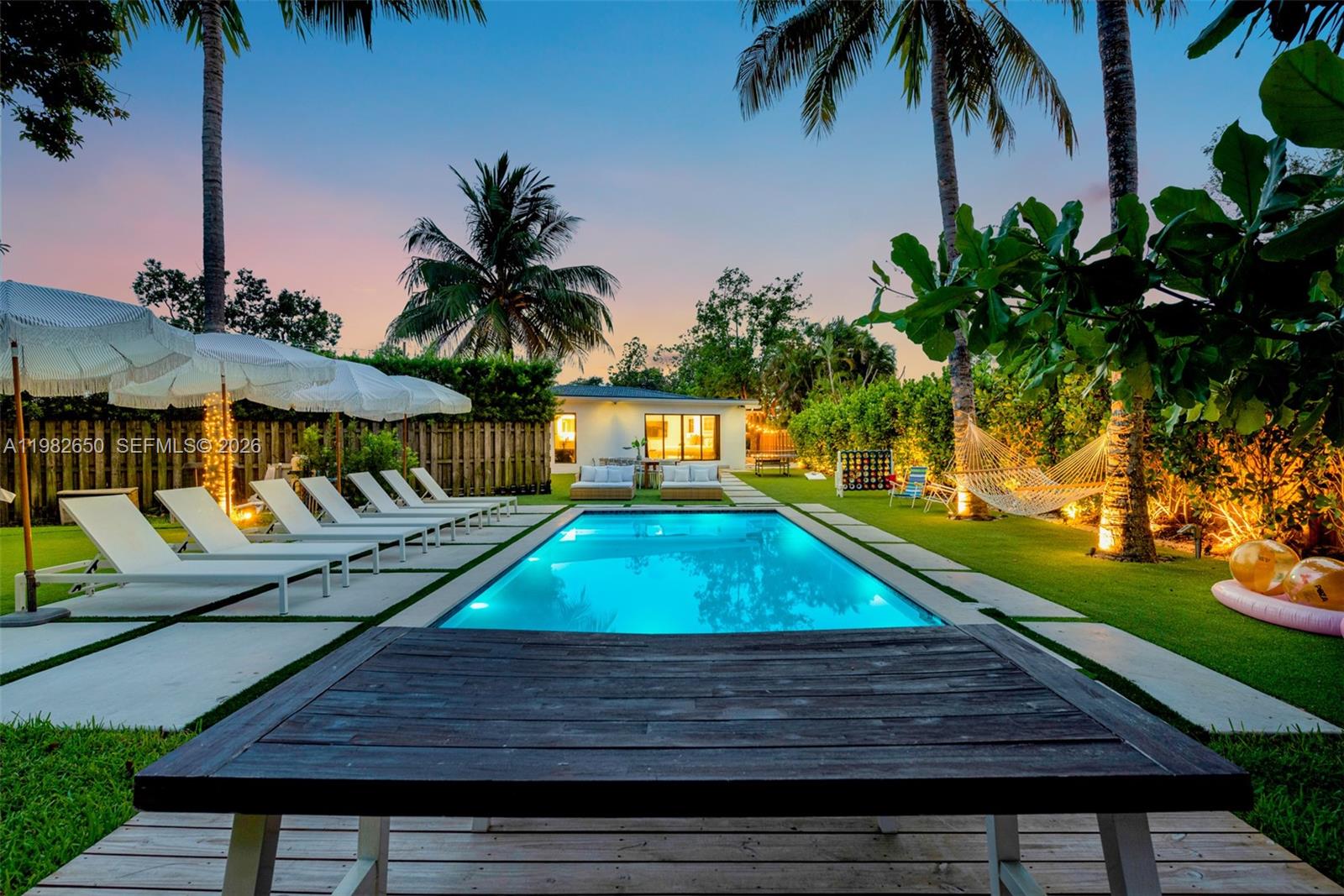 DAVIS ADDN TO BISC PARK V - Residential