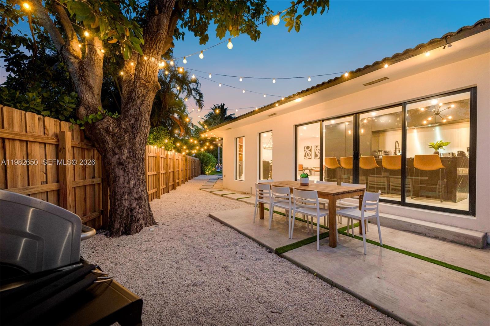 DAVIS ADDN TO BISC PARK V - Residential