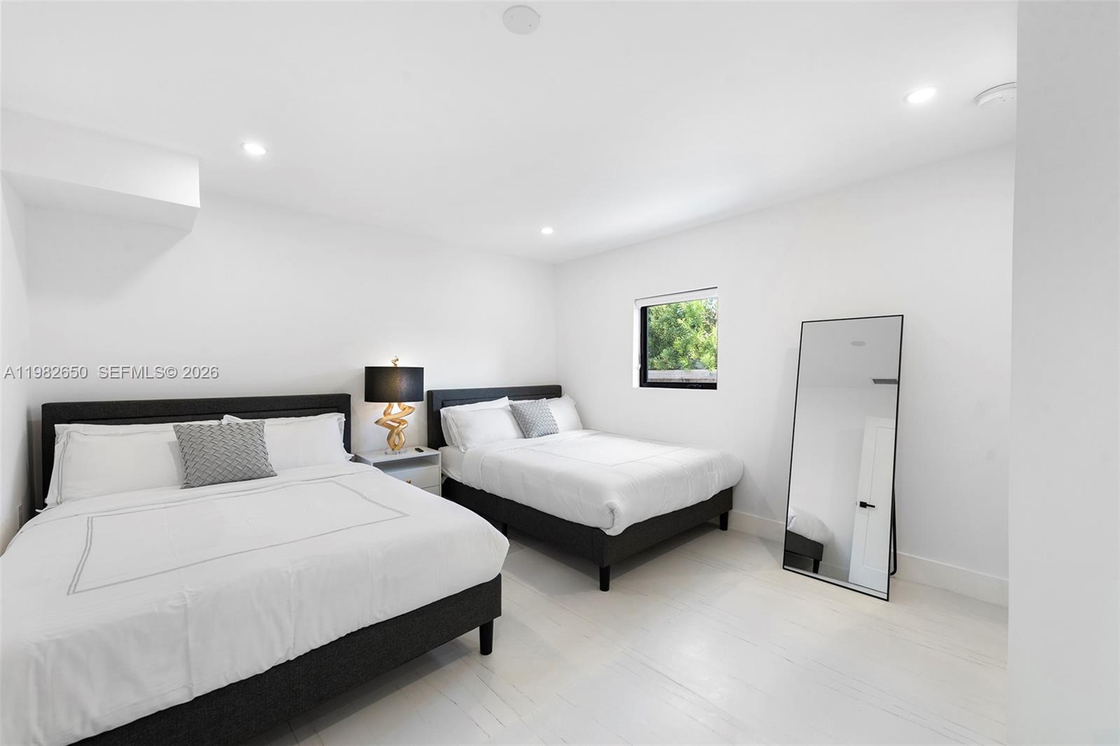 DAVIS ADDN TO BISC PARK V - Residential