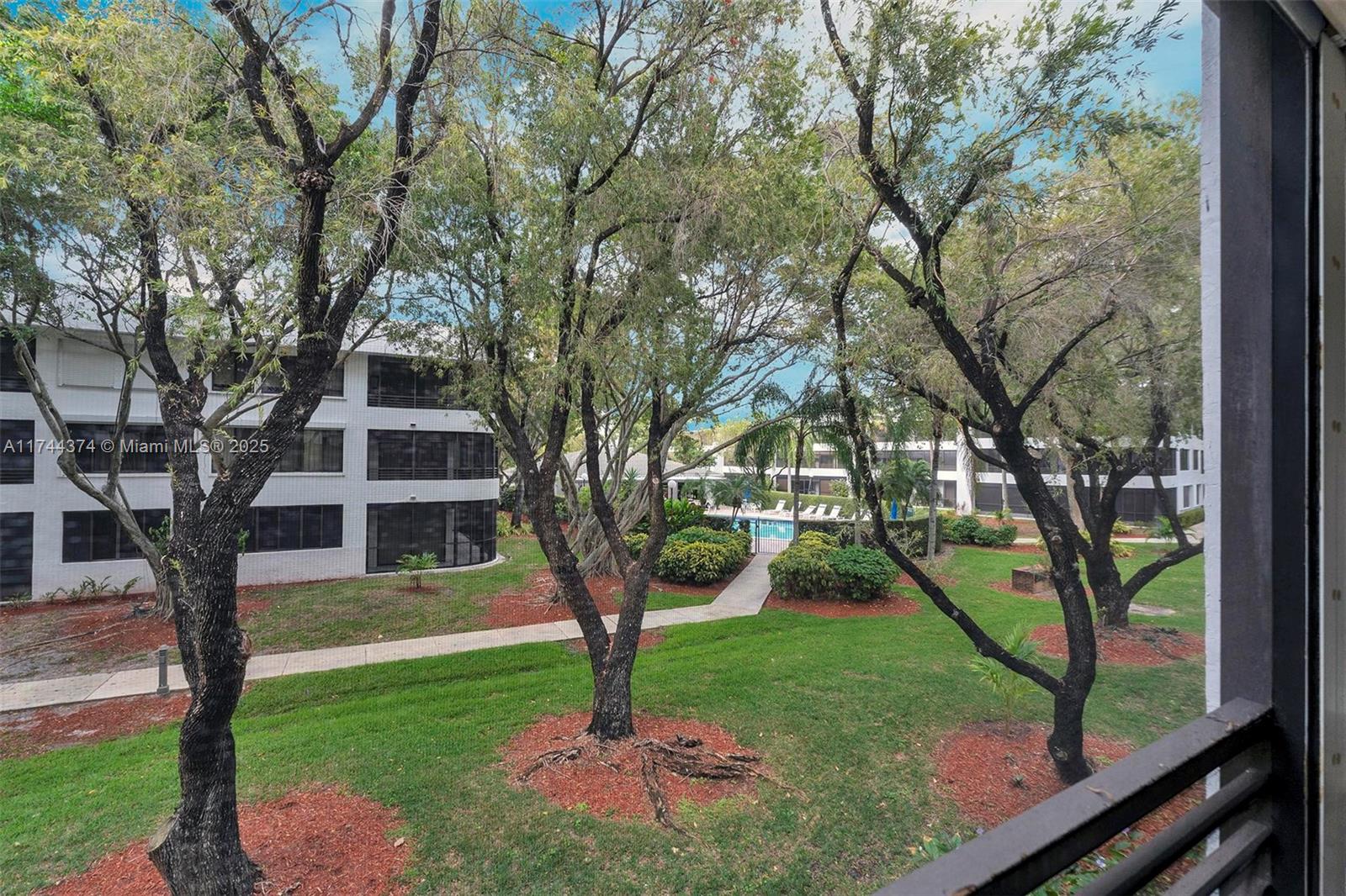 Property for Sale at 1480 Sheridan St 13B, Hollywood, Broward County, Florida - Bedrooms: 2 
Bathrooms: 2  - $320,000