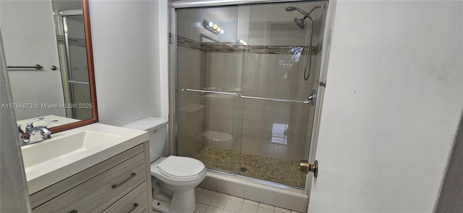 EDGEWATER CONDO - Residential Lease