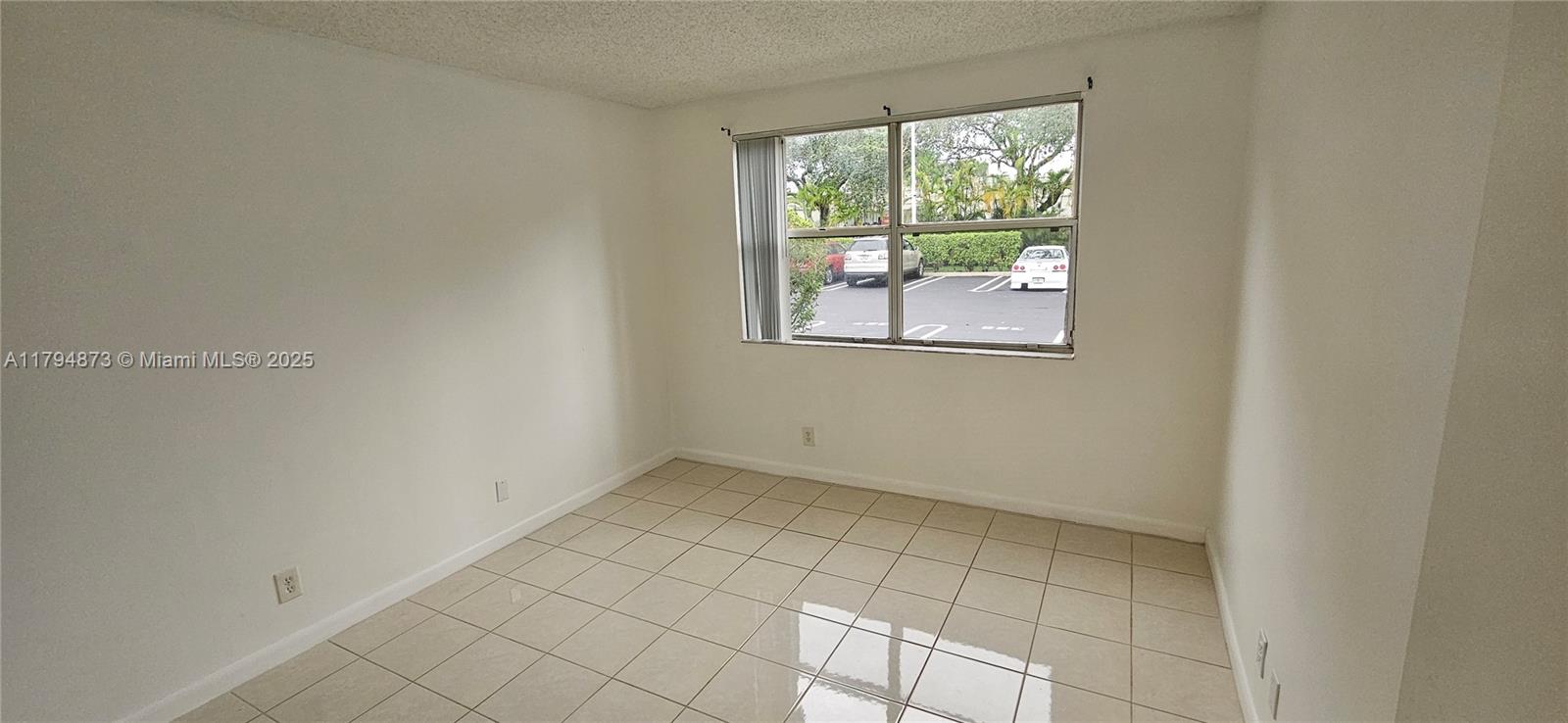 EDGEWATER CONDO - Residential Lease