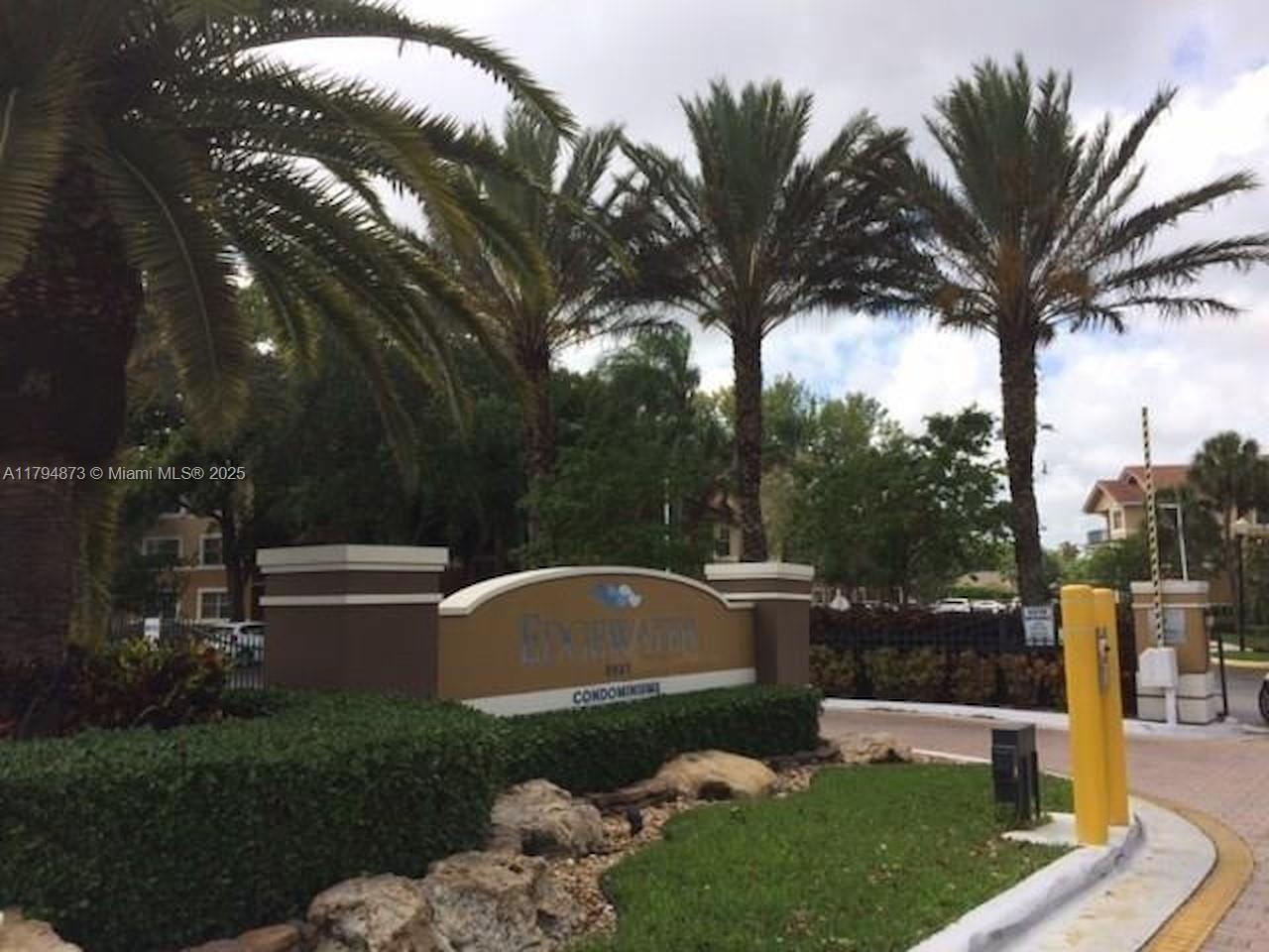 EDGEWATER CONDO - Residential Lease