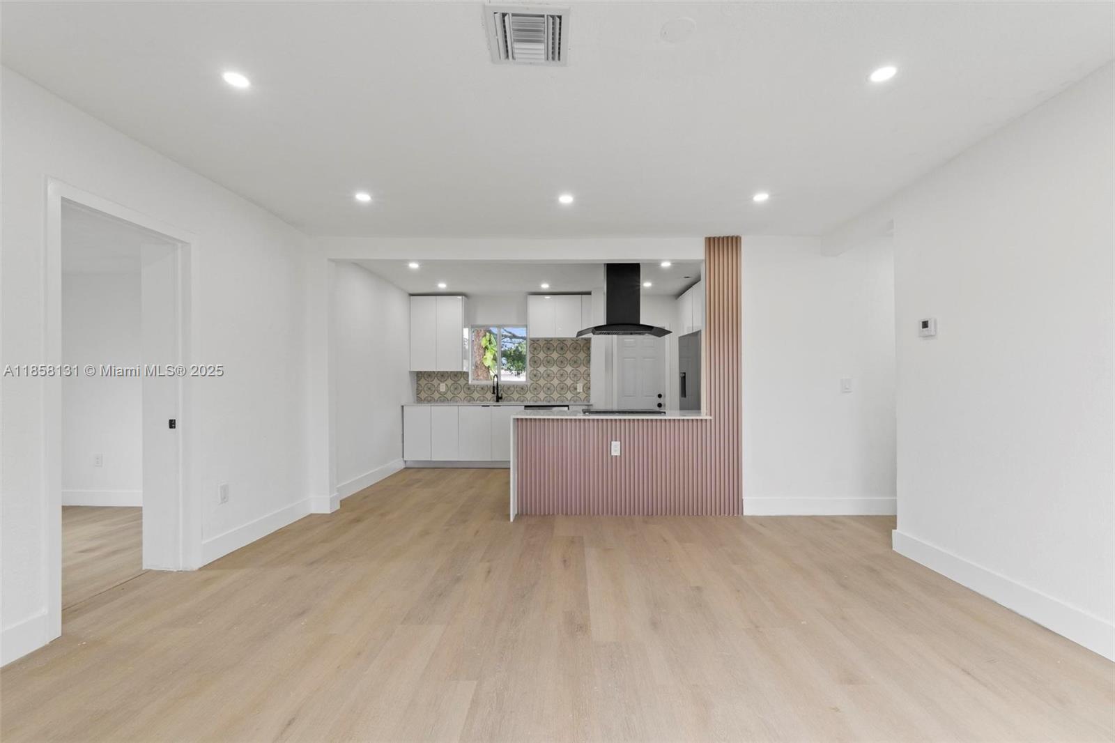 MARILYNDA - Residential