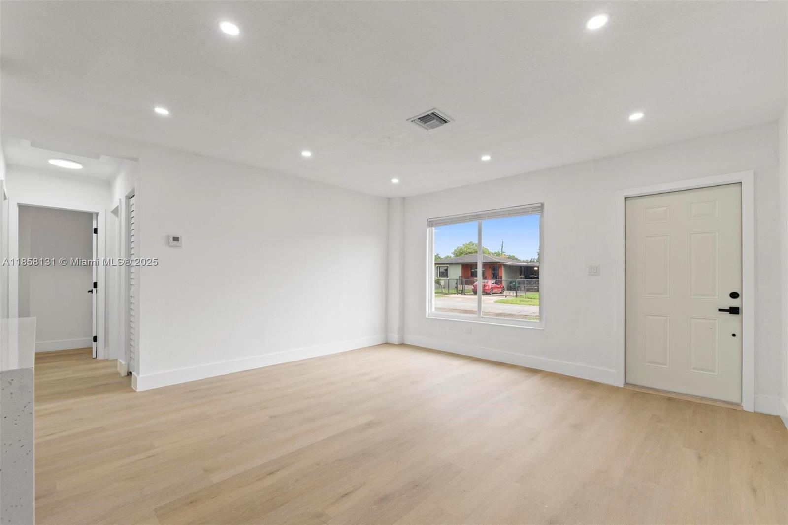 MARILYNDA - Residential