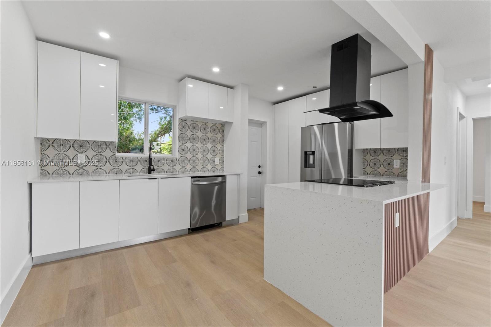 MARILYNDA - Residential