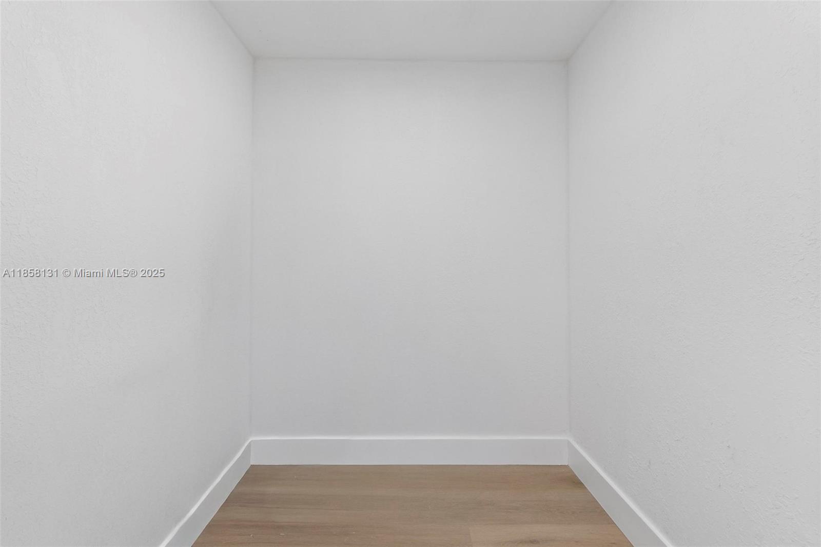 MARILYNDA - Residential