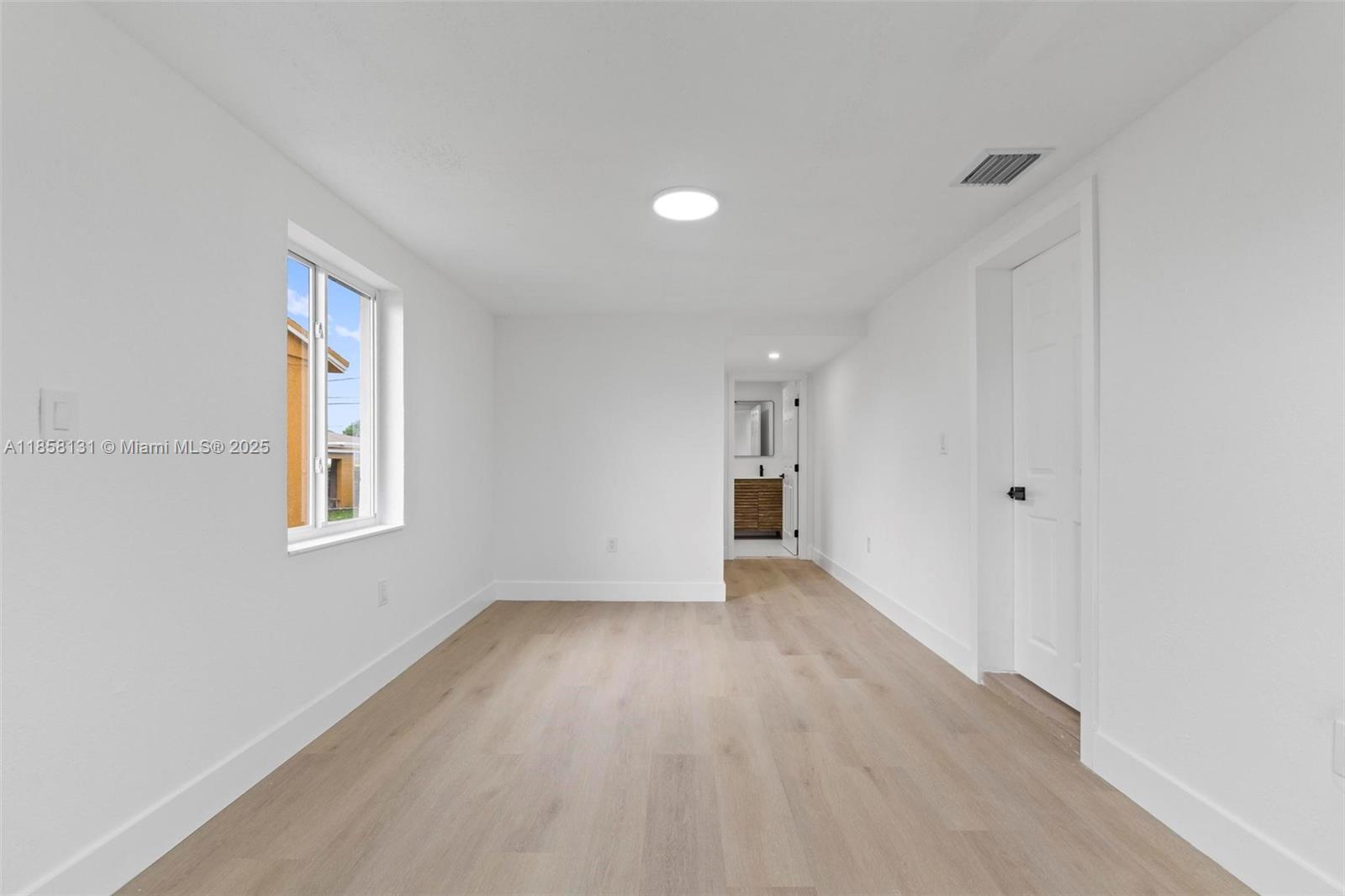 MARILYNDA - Residential