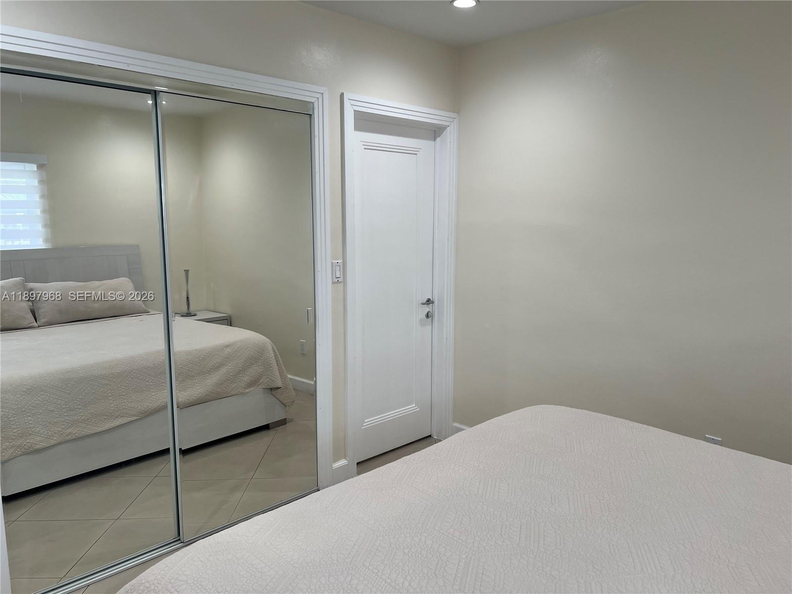 SOUTHERN ESTS 7TH ADDN SE - Residential