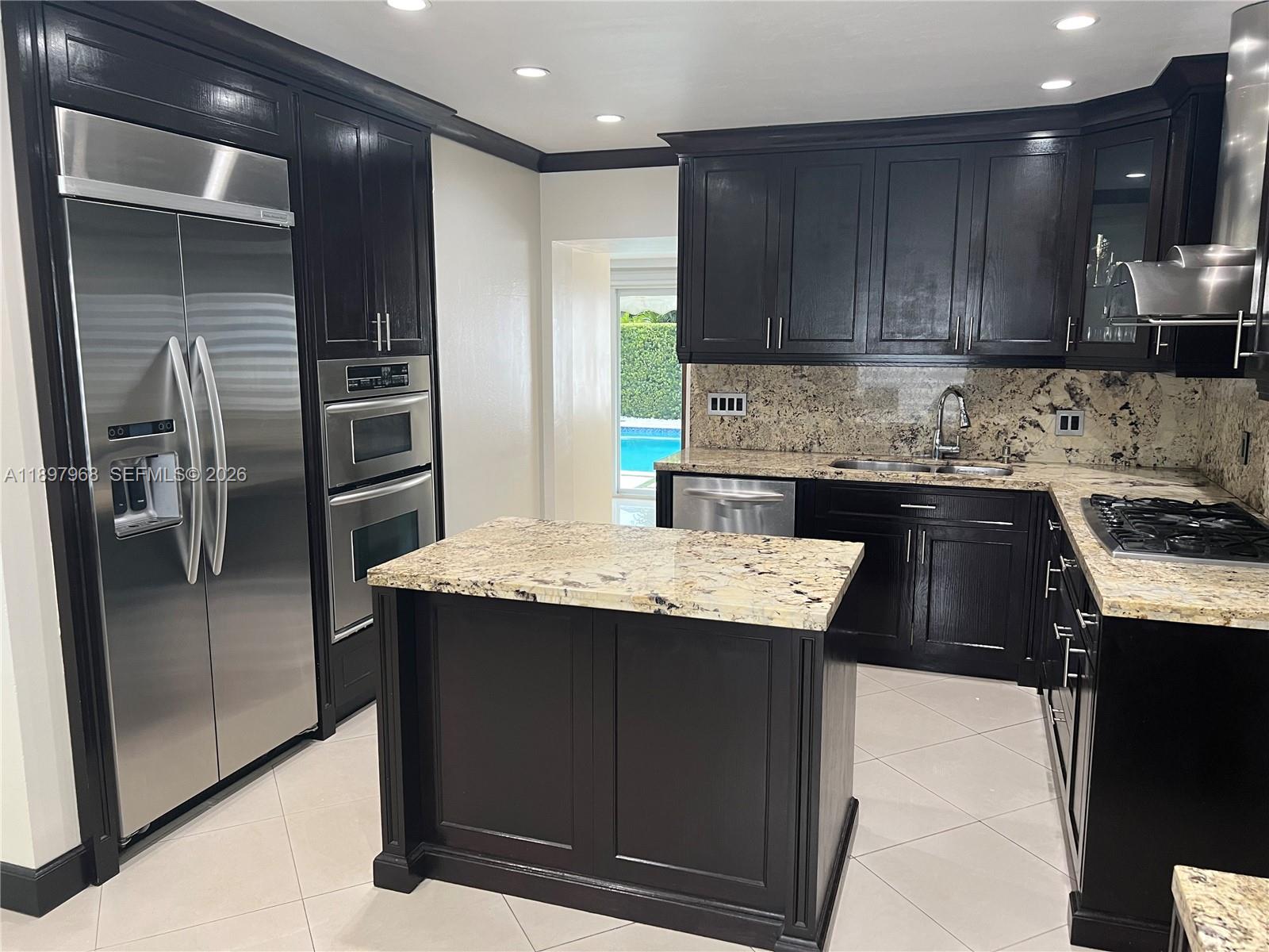 SOUTHERN ESTS 7TH ADDN SE - Residential