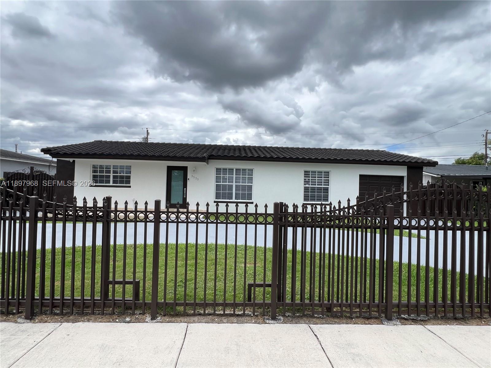 SOUTHERN ESTS 7TH ADDN SE - Residential