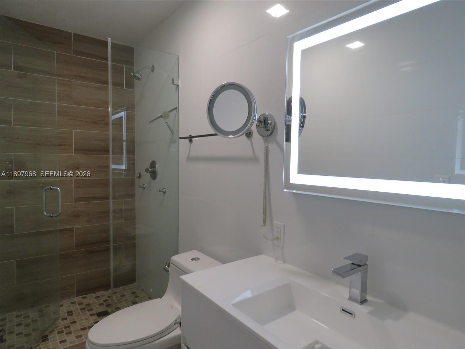 SOUTHERN ESTS 7TH ADDN SE - Residential