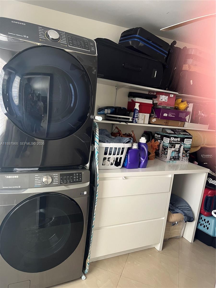 SOUTHERN ESTS 7TH ADDN SE - Residential