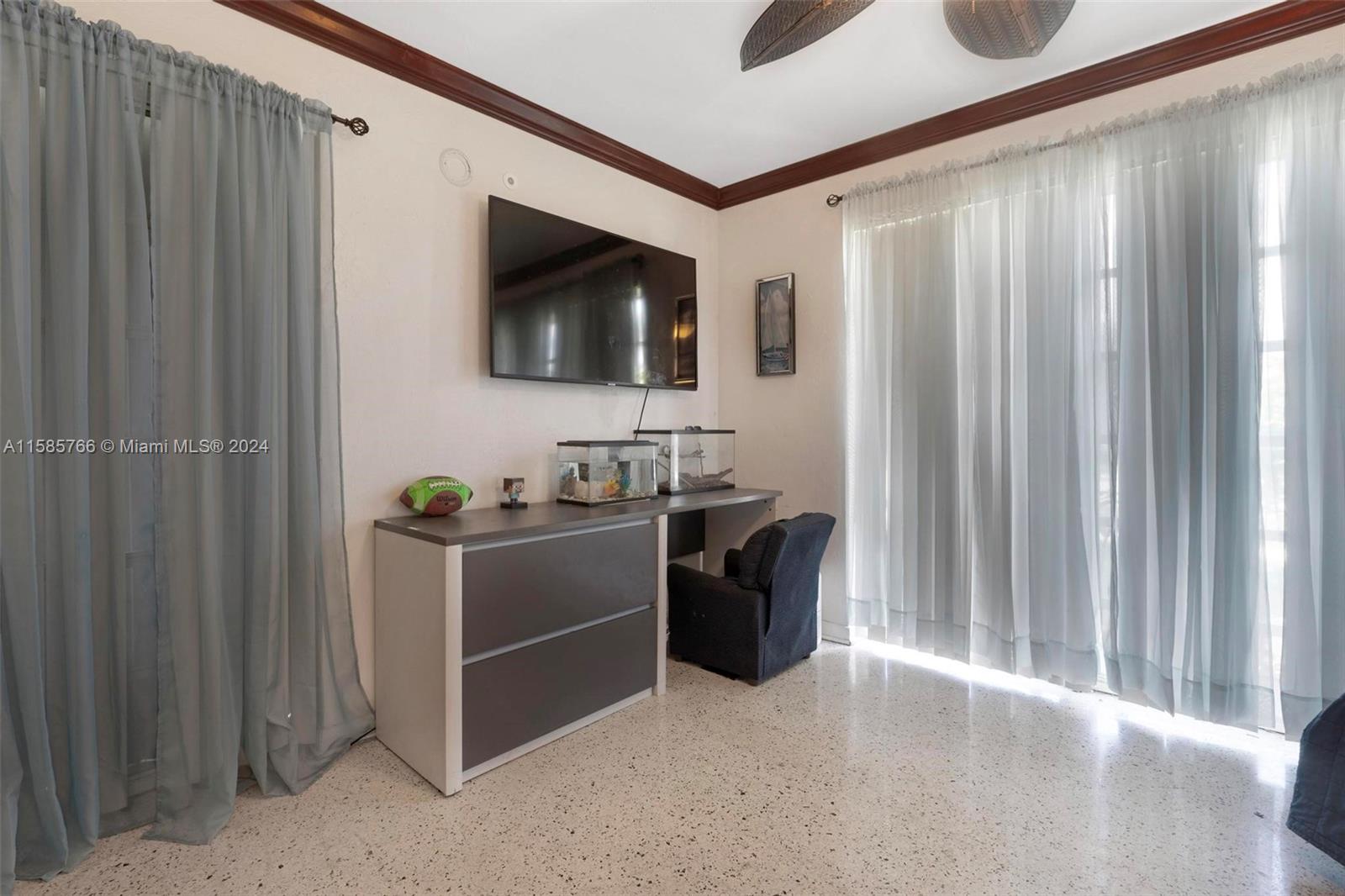 CORAL KEY VILLAS 2ND SEC - Residential