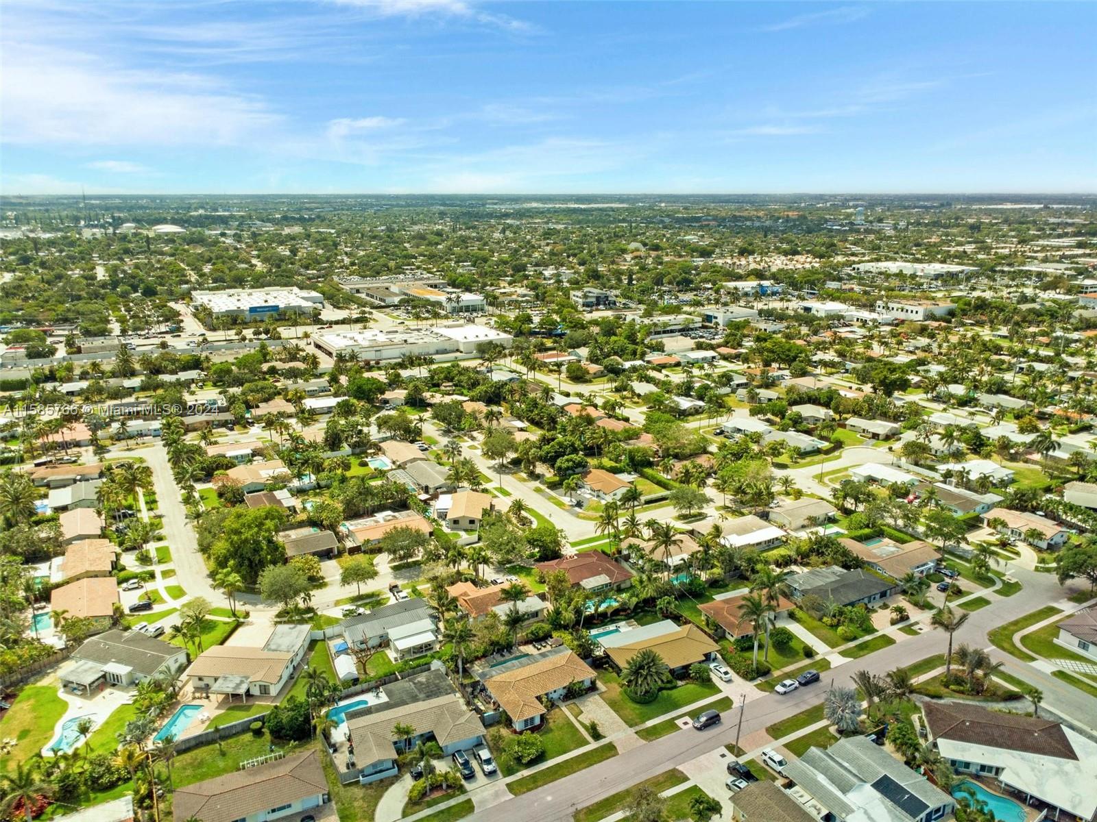 CORAL KEY VILLAS 2ND SEC - Residential