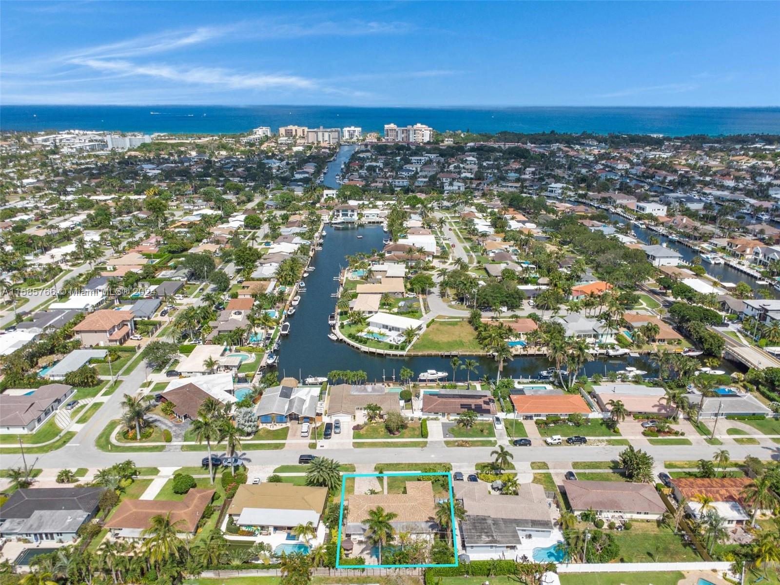 CORAL KEY VILLAS 2ND SEC - Residential