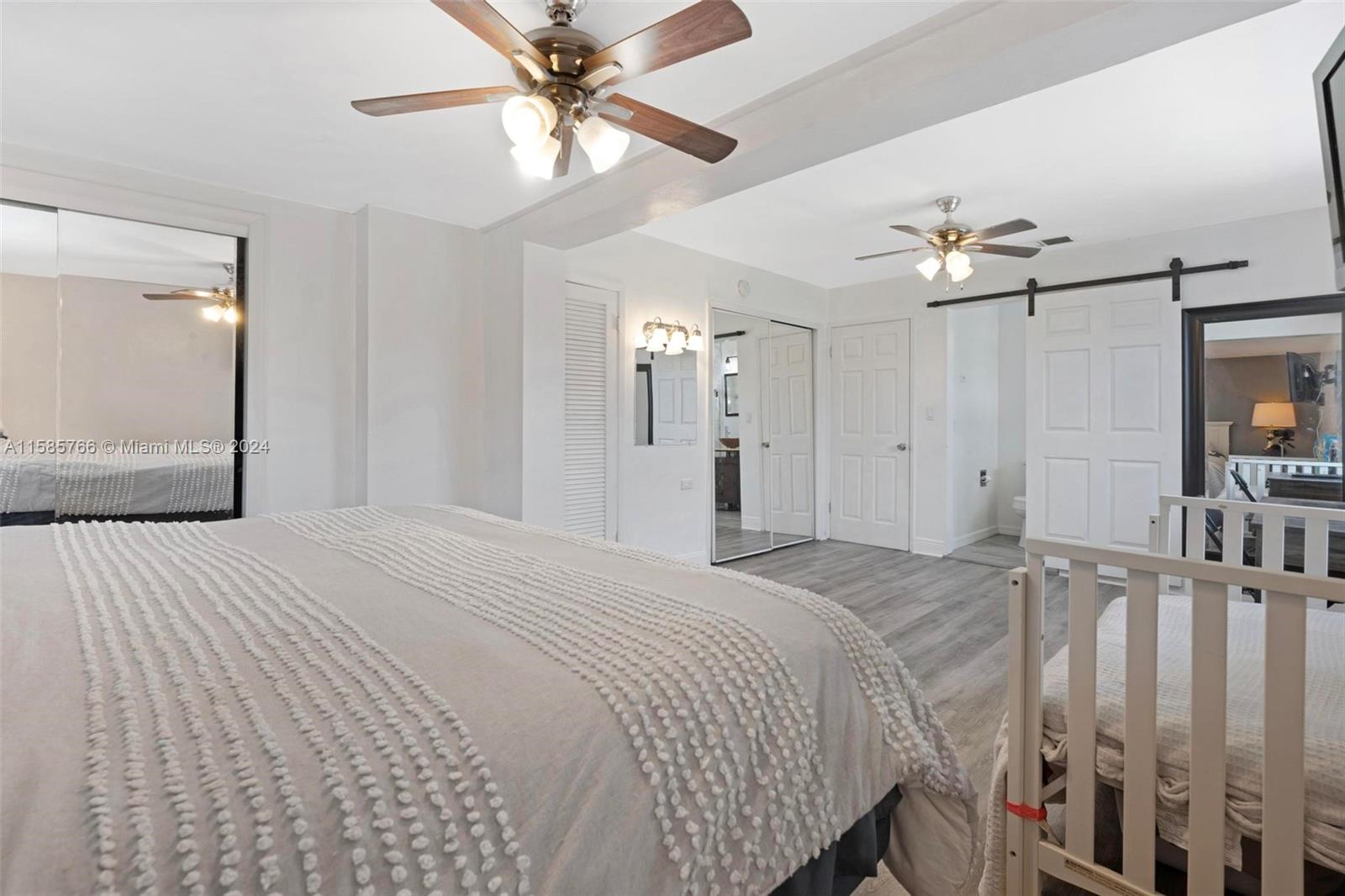 CORAL KEY VILLAS 2ND SEC - Residential