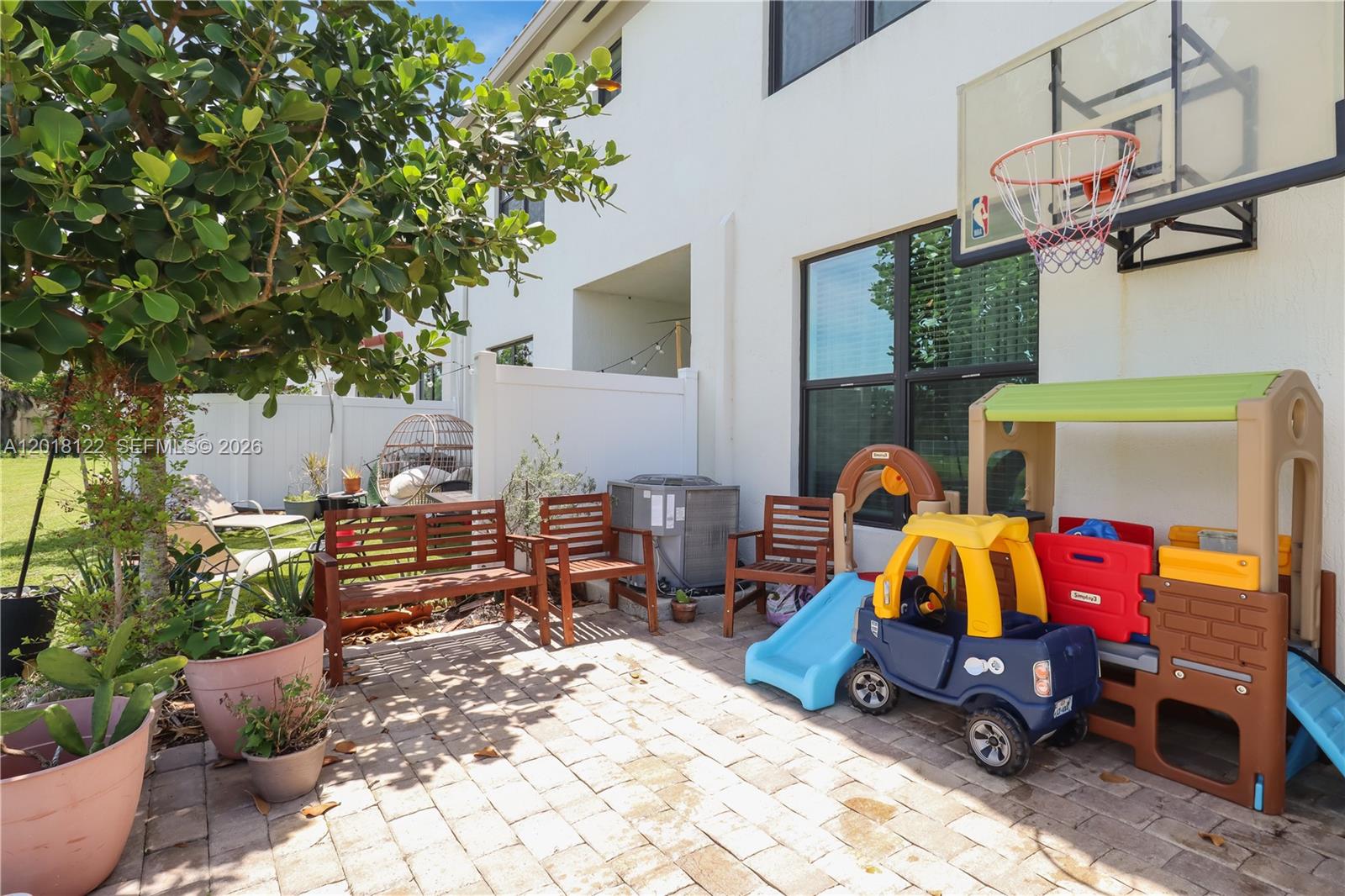 MEDITERRANEA - Residential