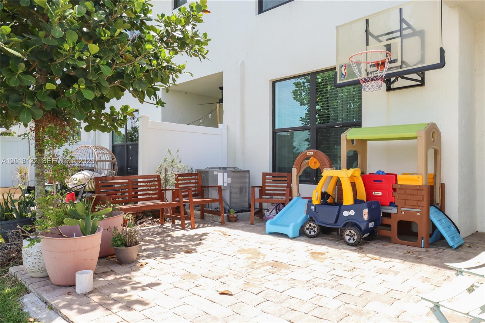 MEDITERRANEA - Residential