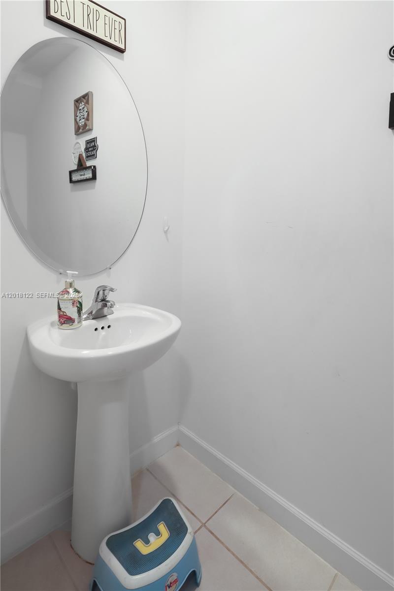 MEDITERRANEA - Residential