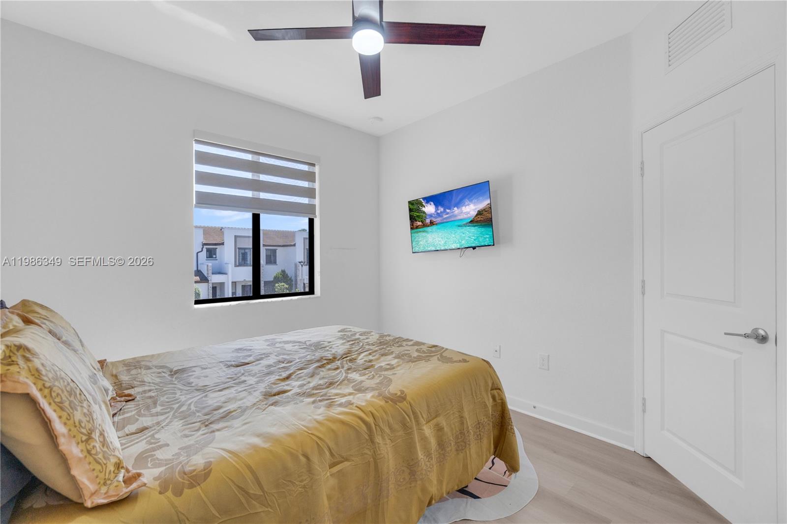 VIA VENTURA NEIGHBORHOOD - Residential