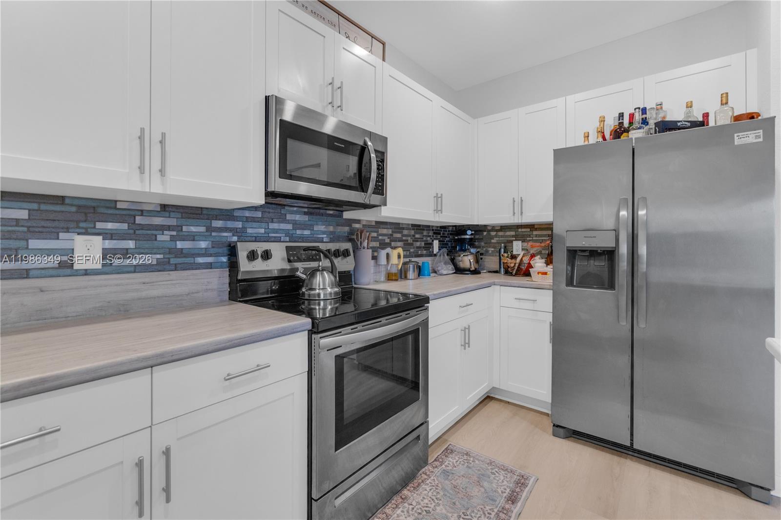 VIA VENTURA NEIGHBORHOOD - Residential