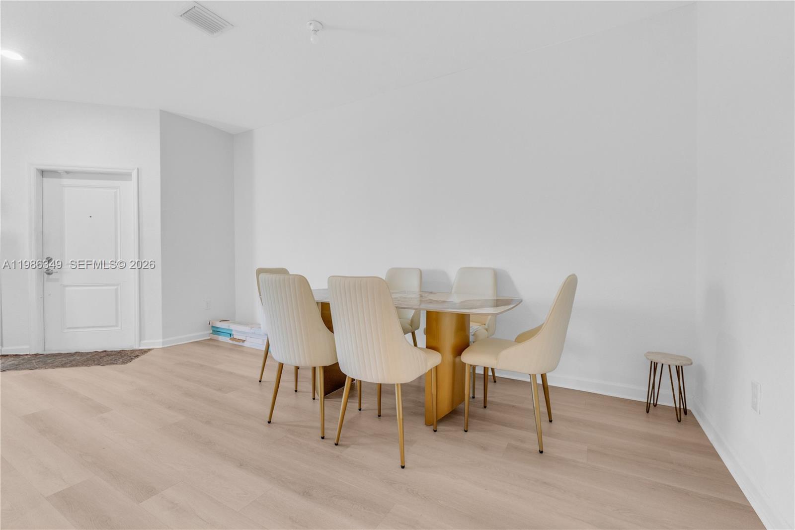 VIA VENTURA NEIGHBORHOOD - Residential