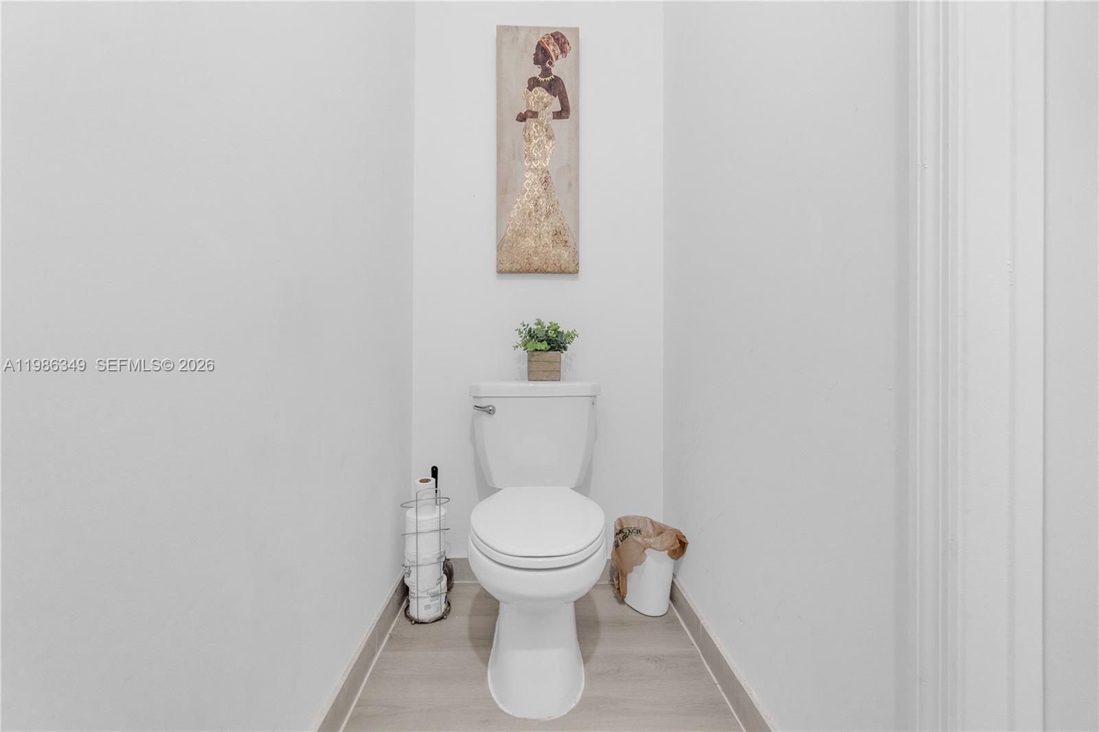 VIA VENTURA NEIGHBORHOOD - Residential