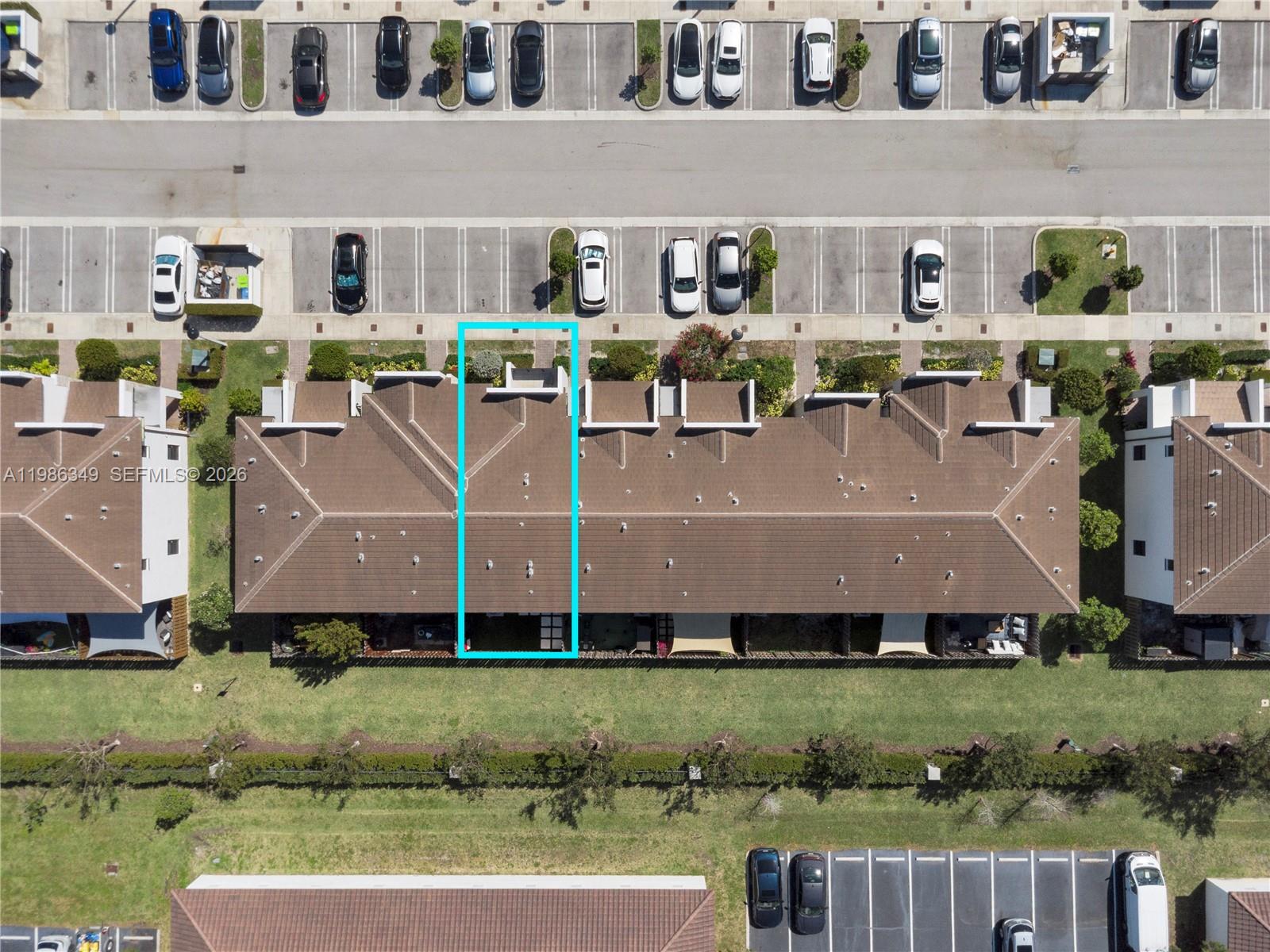 VIA VENTURA NEIGHBORHOOD - Residential