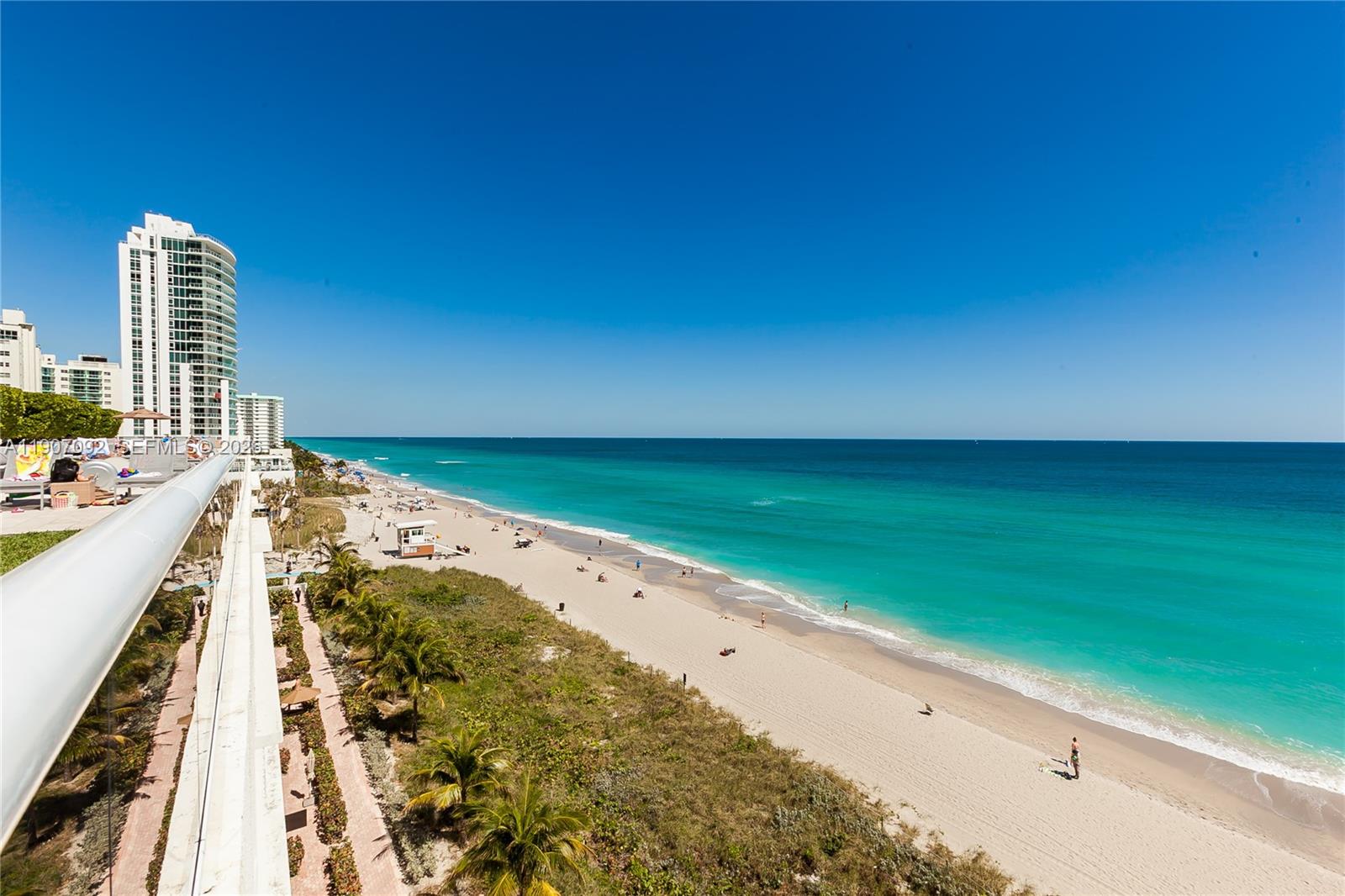 BEACH CLUB CONDO - Residential Lease