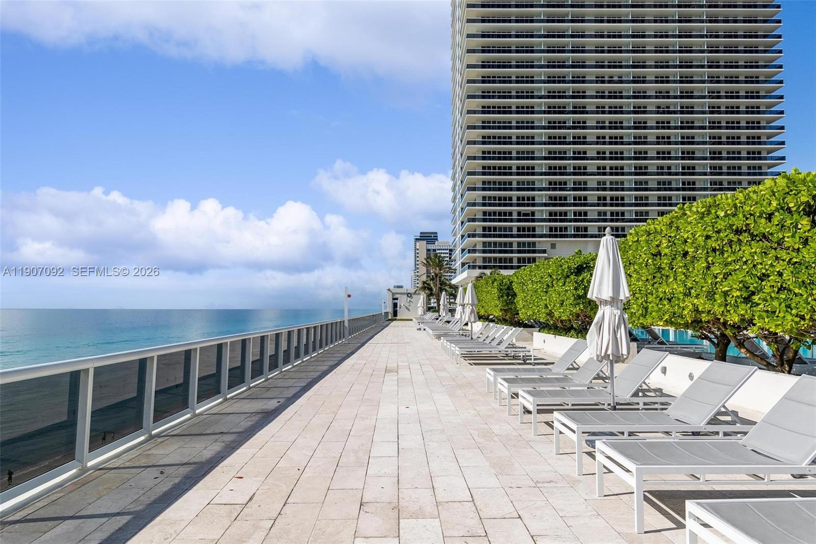 BEACH CLUB CONDO - Residential Lease