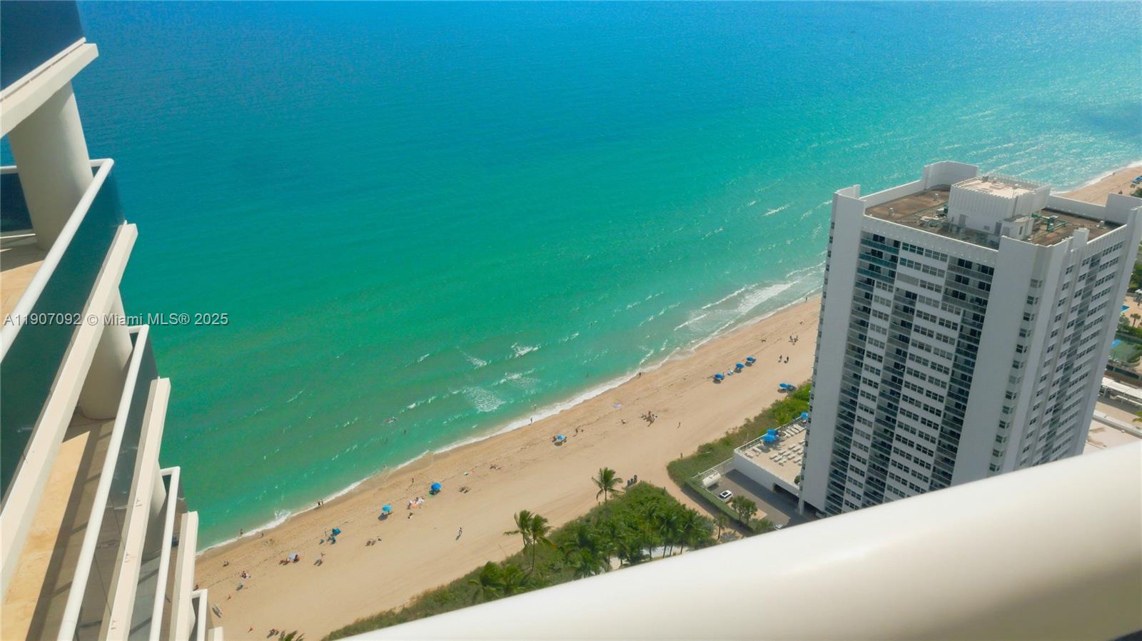 BEACH CLUB CONDO - Residential Lease