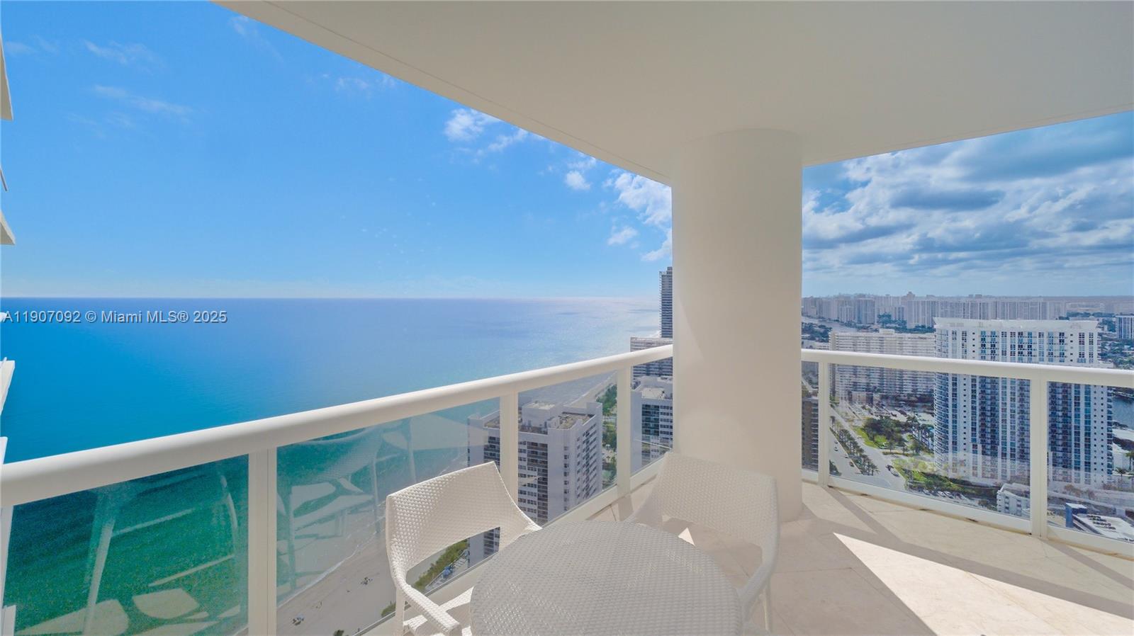 BEACH CLUB CONDO - Residential Lease