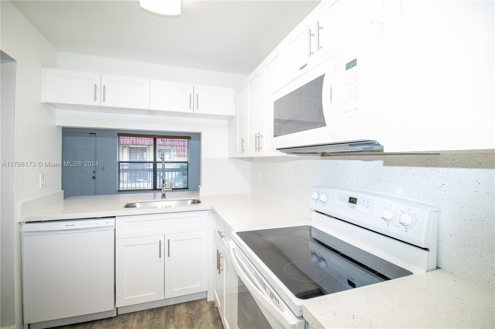 PALM PLACE CONDO - Residential