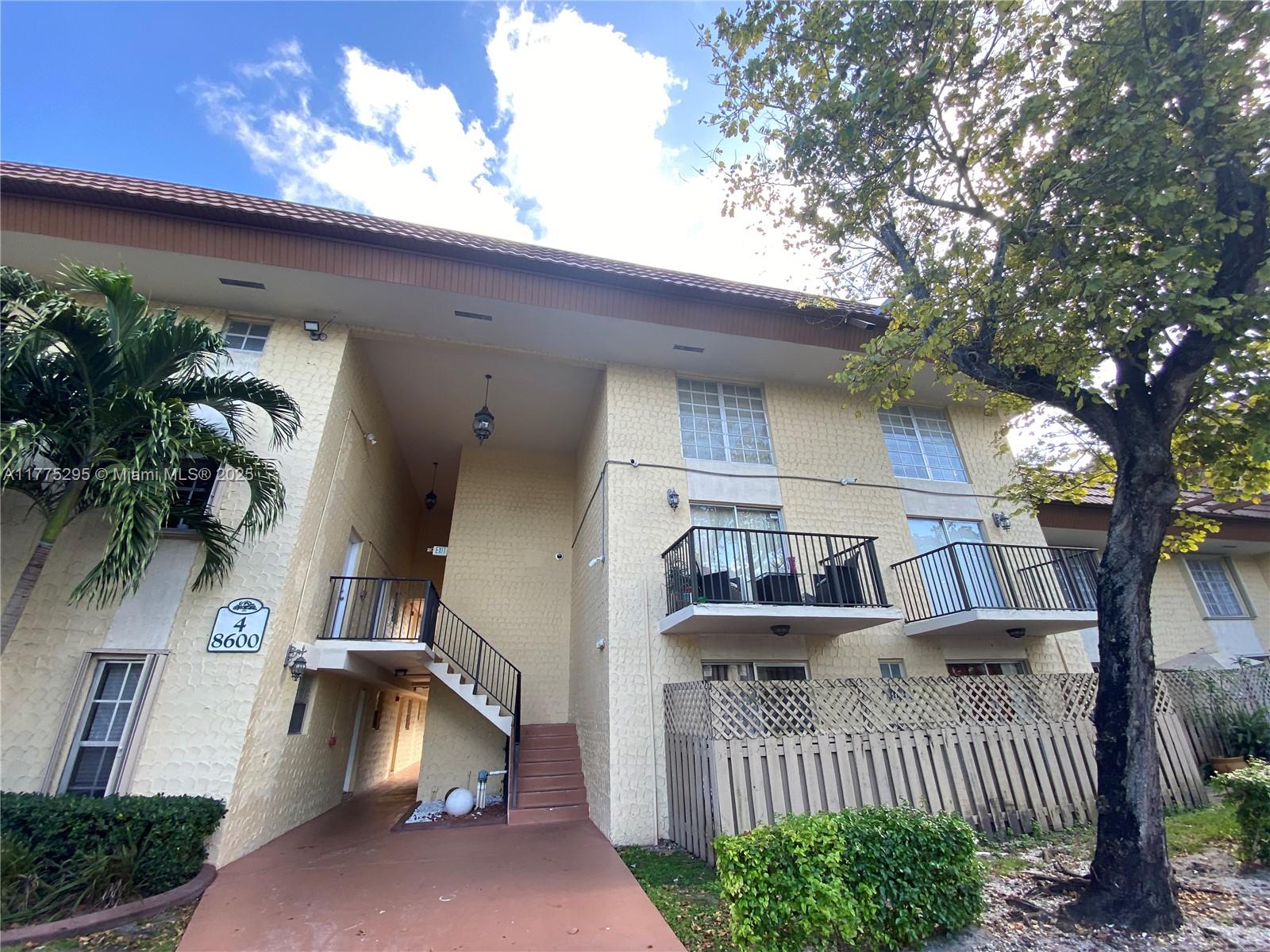 Rental Property at 8600 Sw 109th Ave 4-211, Miami, Broward County, Florida - Bedrooms: 1 
Bathrooms: 1  - $1,750 MO.