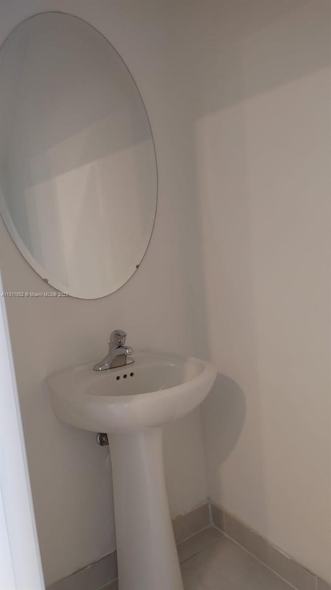 Photo 7 of 21 of 28713 SW 132nd Pl 28713 townhome