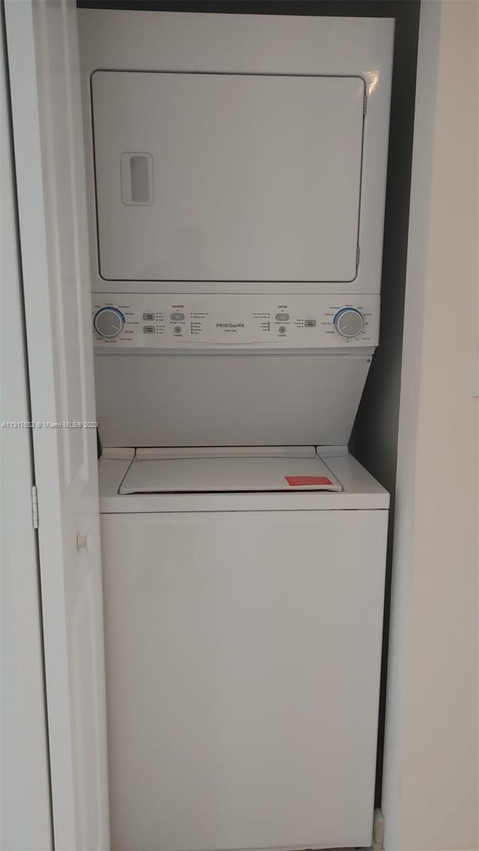 Photo 5 of 21 of 28713 SW 132nd Pl 28713 townhome
