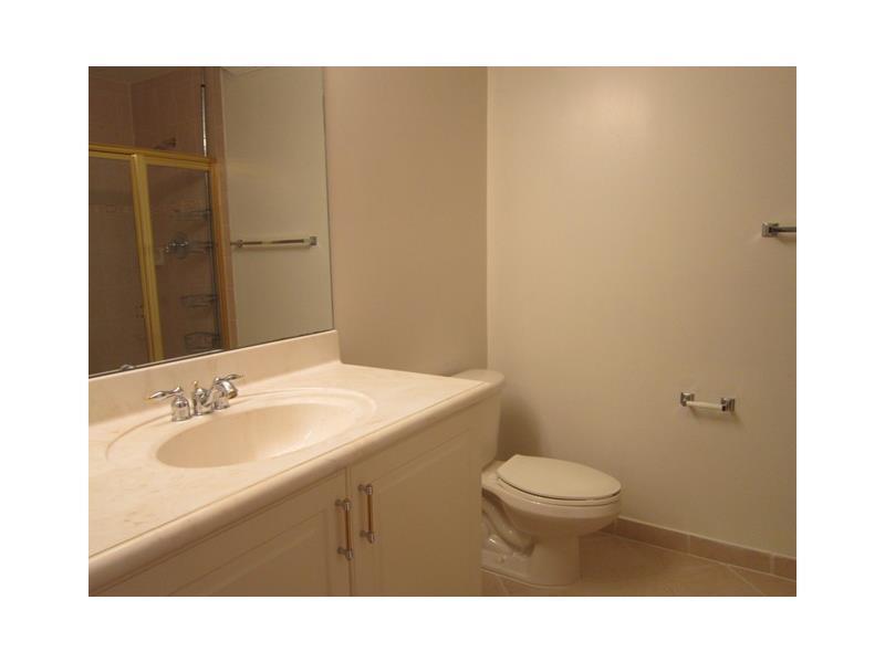 GEORGETOWN 176-58 B - Residential Lease