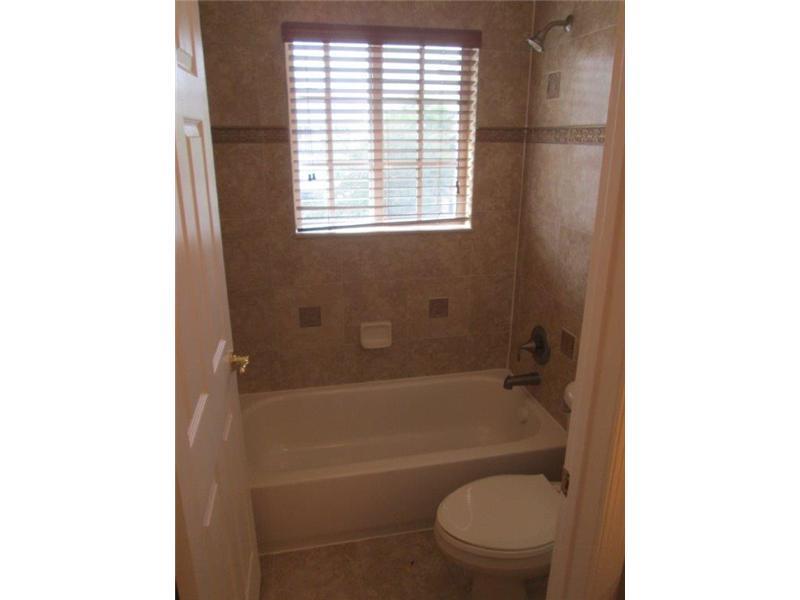 GEORGETOWN 176-58 B - Residential Lease