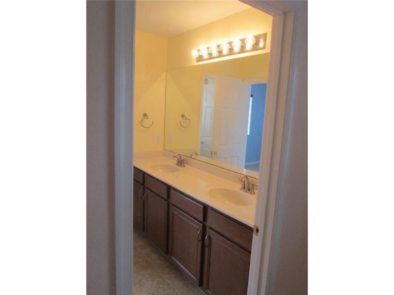 GEORGETOWN 176-58 B - Residential Lease