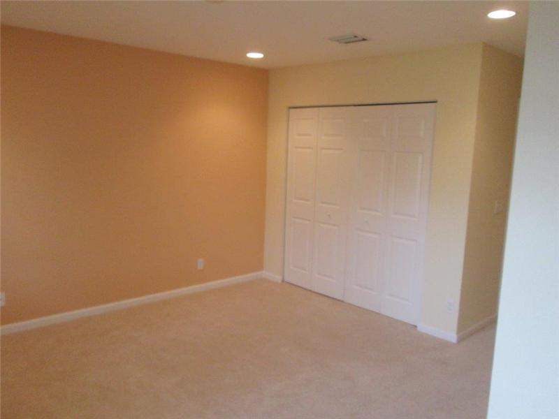 GEORGETOWN 176-58 B - Residential Lease