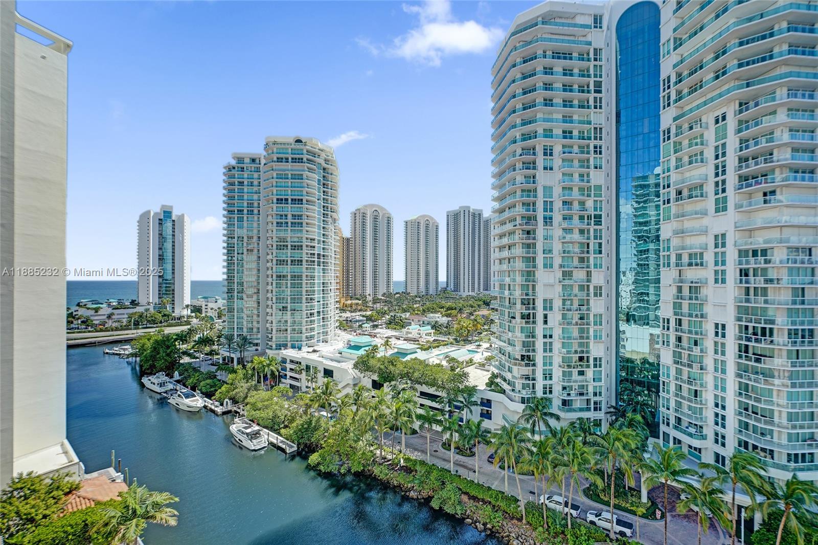 PARQUE TOWERS CONDO - Residential Lease