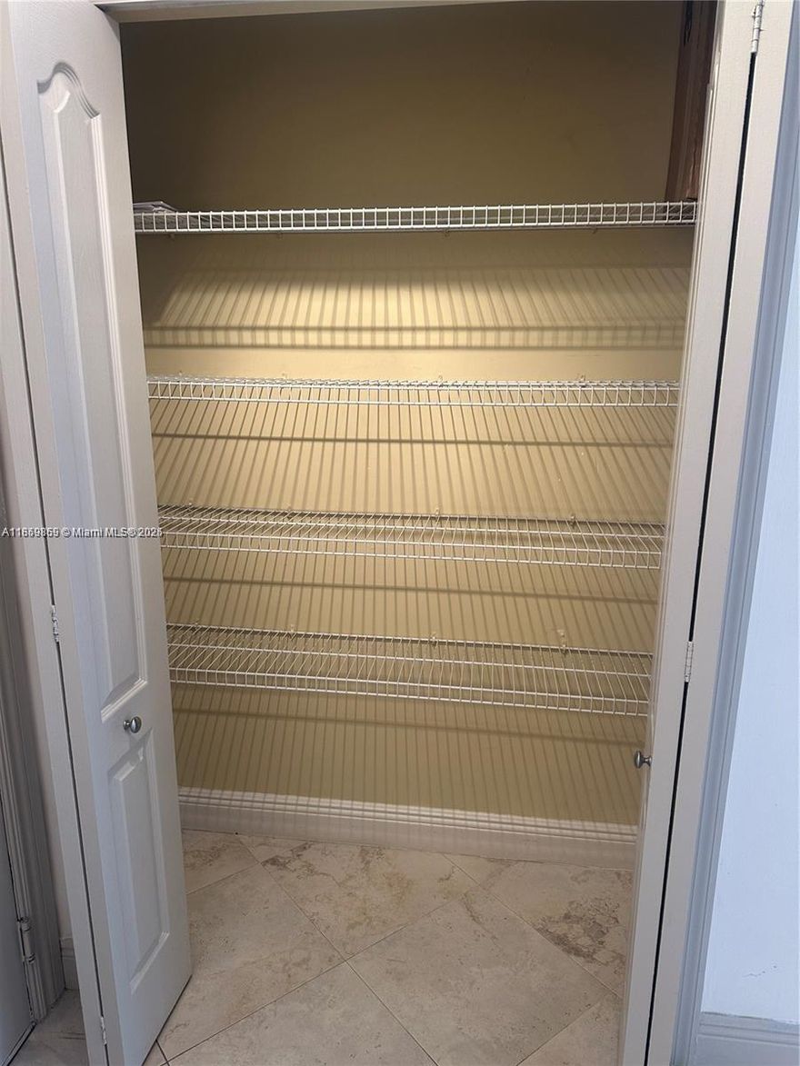 READ REMARKS!!!
Exceptional 1-bedroom unit in Grove Way Condominiums drops rarely—this spacious residence boasts updated kitchen, designer lighting, tile throughout, and a wrap-around balcony with stunning skyline views. Master en-suite plus guest half-bath, secure building with gym and elevated pool deck. Perfectly positioned between Coconut Grove, Coral Gables, and Brickell with 1/2 mile proximity to Grove Central, Underline trail, and Grove Metro stop—you're everywhere in 10 minutes. Well-managed, pet-friendly building in Miami's most connected corridor. Units here move fast when they hit market—schedule your showing today before it's gone.