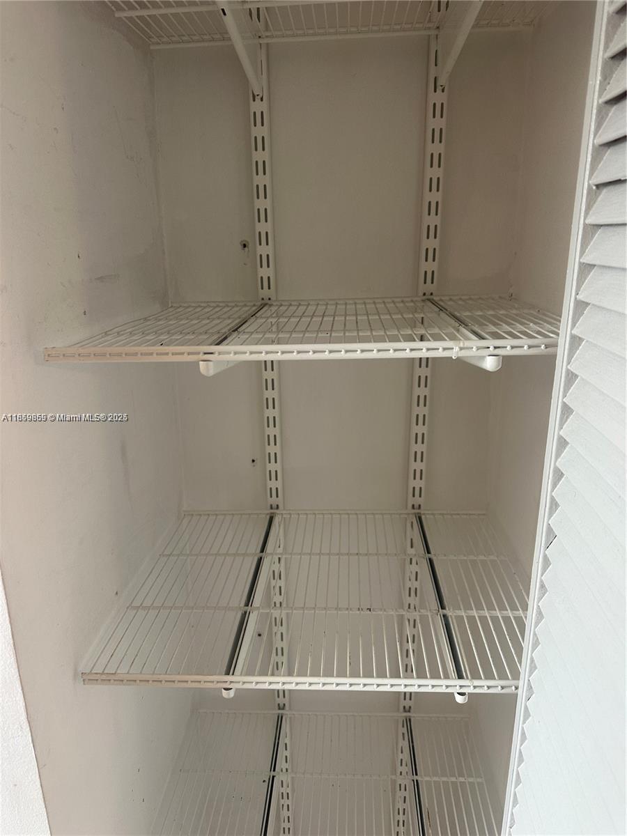 GROVE WAY CONDO - Residential