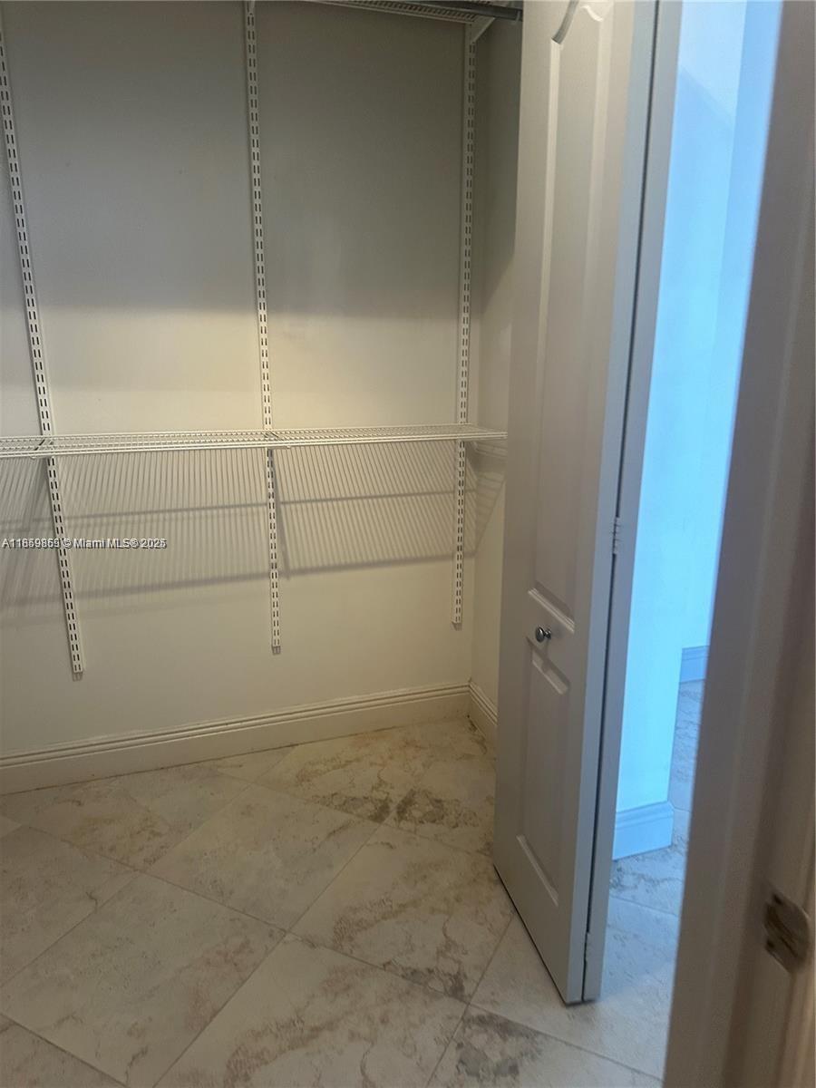 GROVE WAY CONDO - Residential