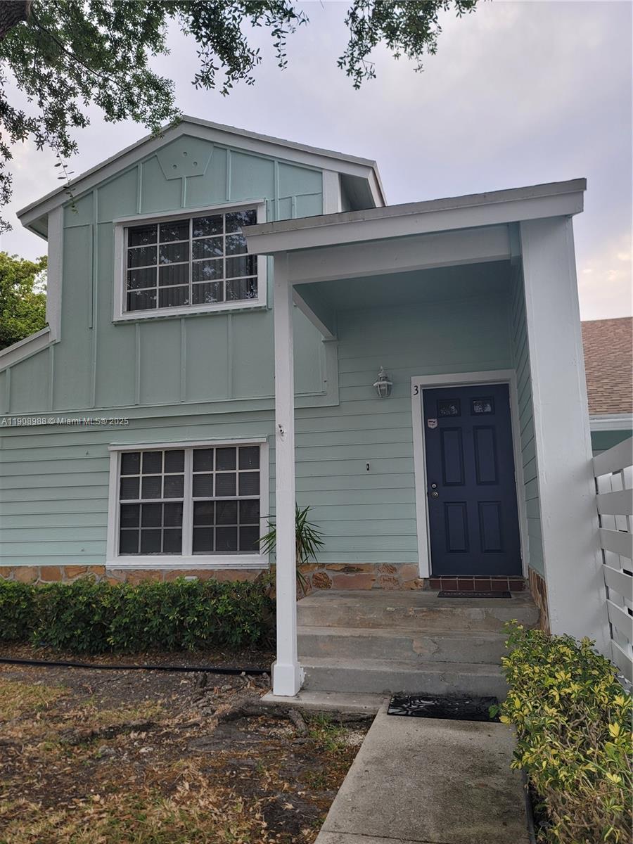 VILG HOMES COUNTRY WALK C - Residential Lease