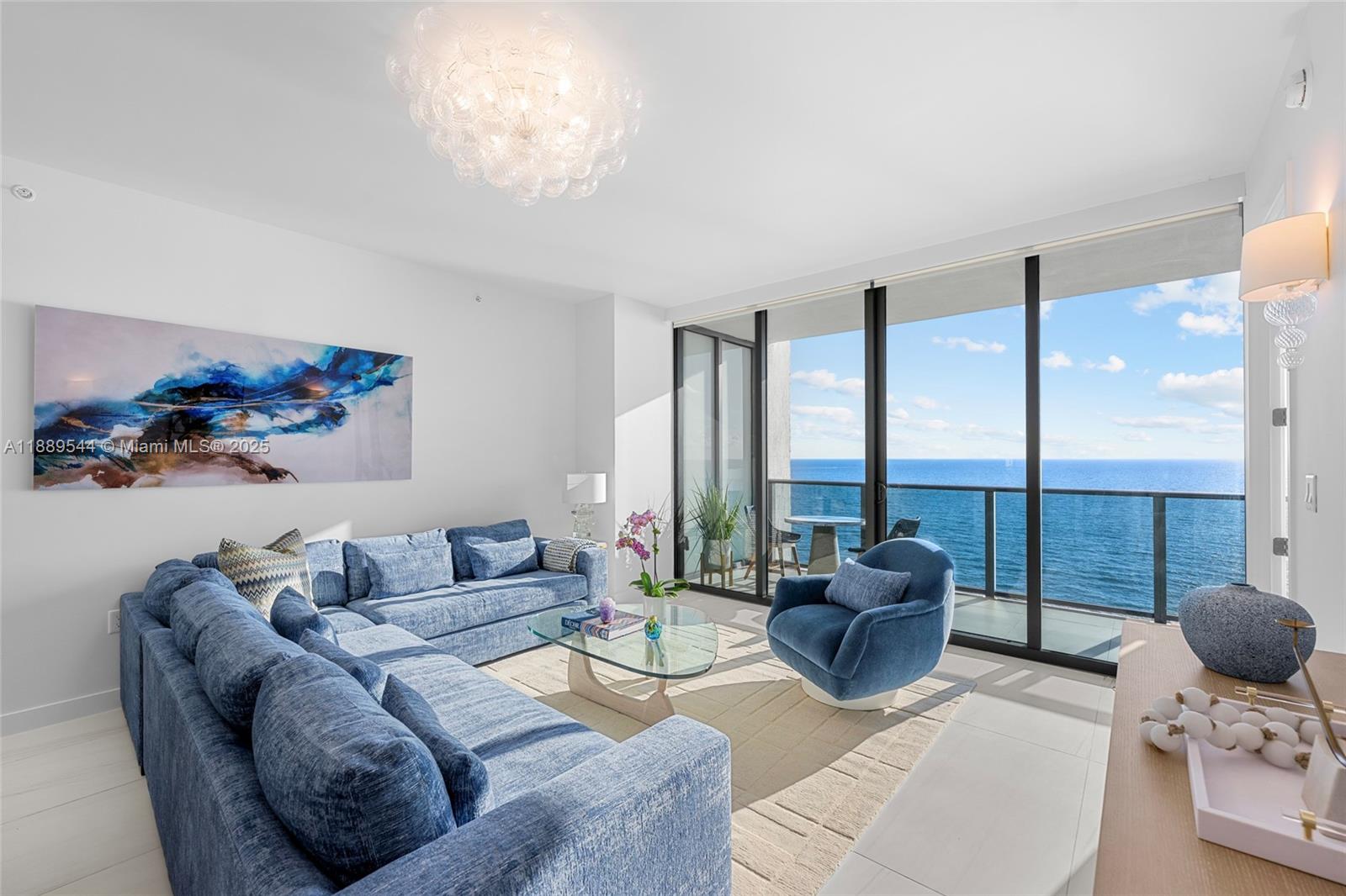 CASAMAR - Residential Lease