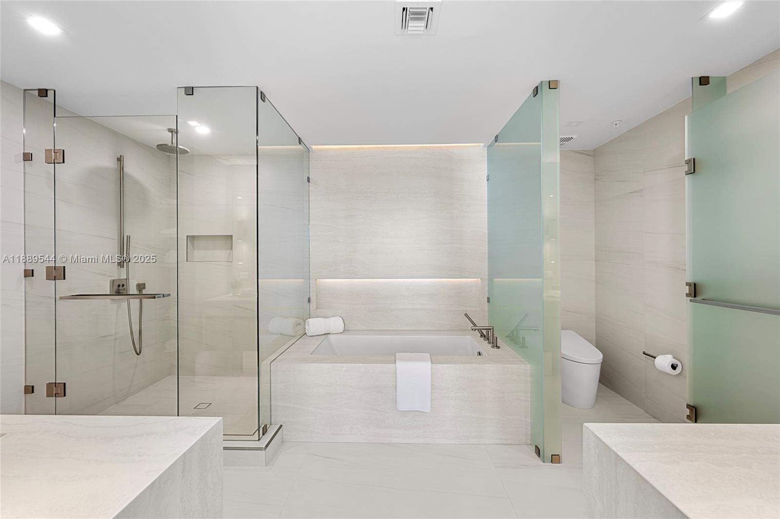 CASAMAR - Residential Lease