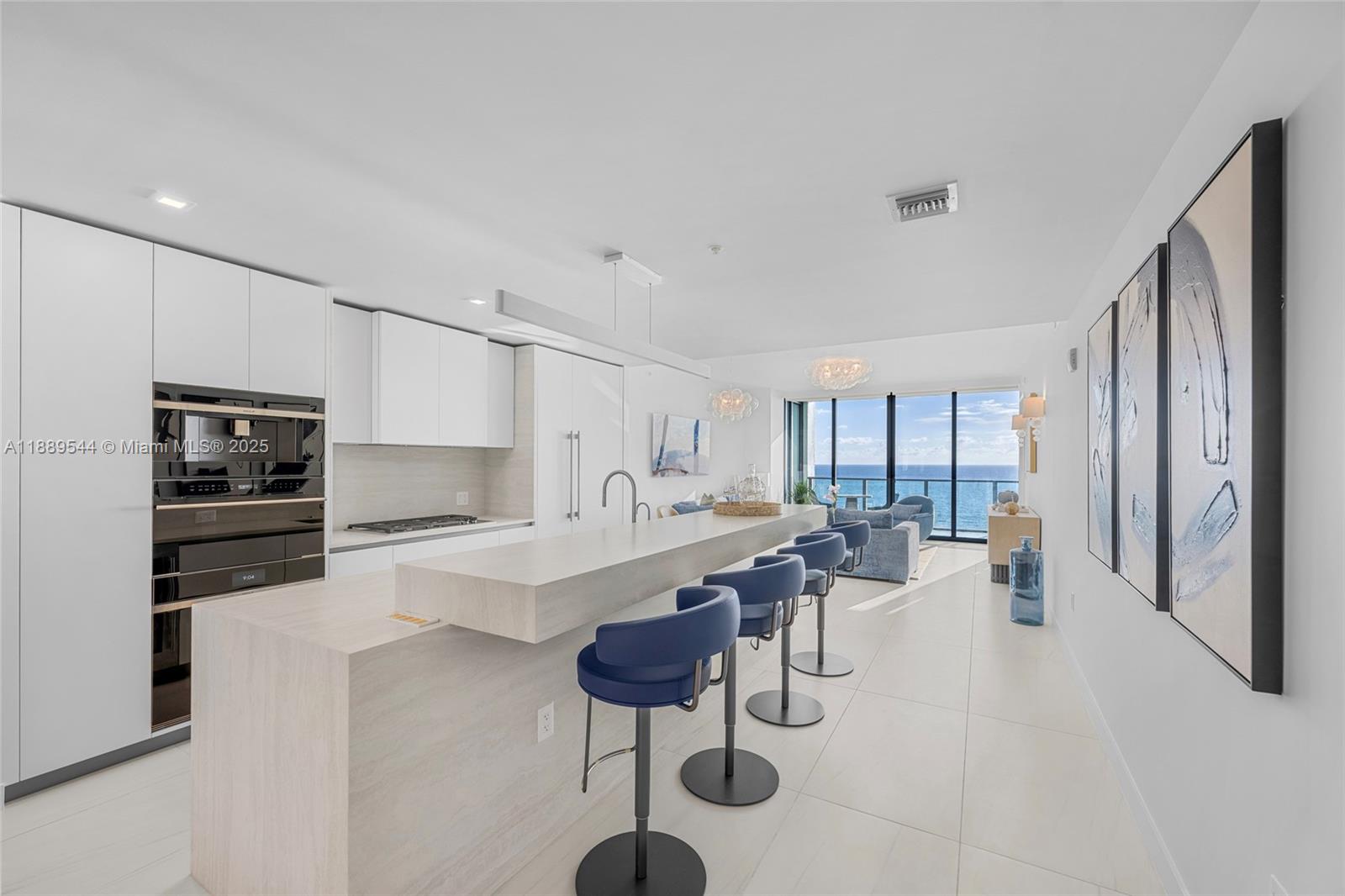 CASAMAR - Residential Lease