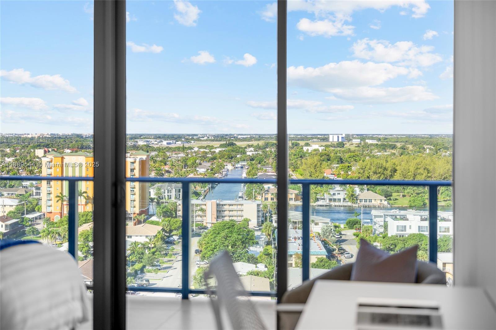 CASAMAR - Residential Lease